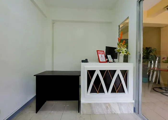 Orangenest Apartelle ホテル マニラ市