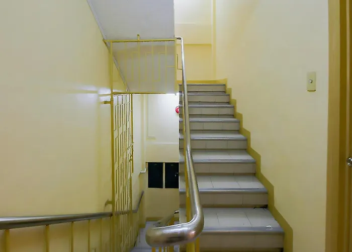 Orangenest Apartelle ホテル マニラ市